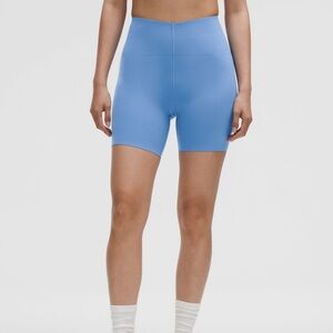 Lululemon Glow Up HR Shorts 6”, Pool Party, Size 12